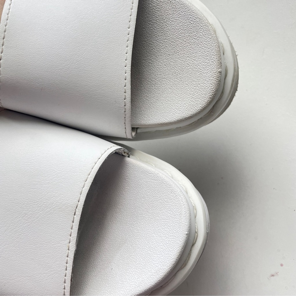 Dr. Martens Women's Voss Mono White Leather Double Strap Buckled Sandals 11.5 - Picture 4 of 12